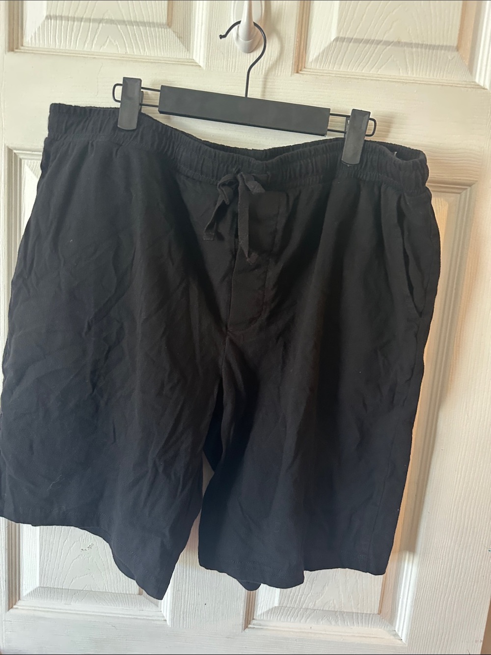 Men's Black Elastic-Waist Swim Trunks with Drawstring